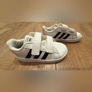 Size 8 Adidas Toddler White Sneakers